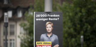 AHV-Reform bringt für Frauen einen Rentenverlust von 26’000 Franken Abstimmungsplakat AHV 21