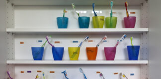 Mütter verdienen nach der Geburt des ersten Kindes deutlich weniger