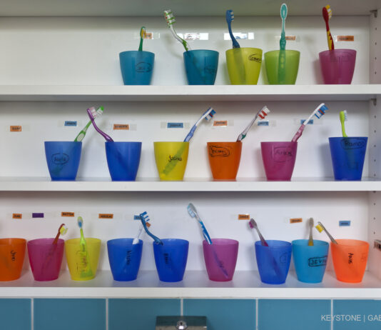 Mütter verdienen nach der Geburt des ersten Kindes deutlich weniger