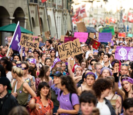 AHV-Vorlagen: Männer überstimmen Frauen