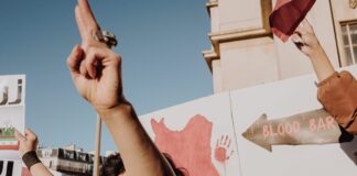 «Die Menschen im Iran bezeichnen es als feministische Revolution»