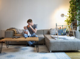 Neues finnisches Familiengesetz bringt mehr Gleichstellung bei Elternzeit