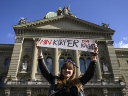 SVP scheitert mit Angriff auf Frauenrechte
