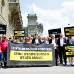 Einreichung Petition „Armut ist kein Verbrechen“