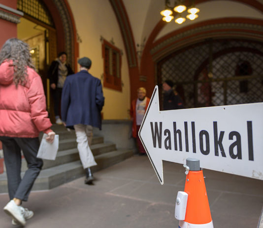 Nationale Wahlen: Rechtsrutsch droht