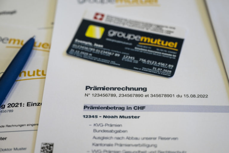 Abstimmungen vom 9. Juni: Wird die Bevölkerung die Prämien deckeln? 