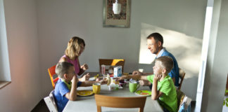 Familien haben zu wenig Geld für ein weiteres Kind