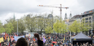 Tag der Arbeit: Prämien runter, Löhne rauf!