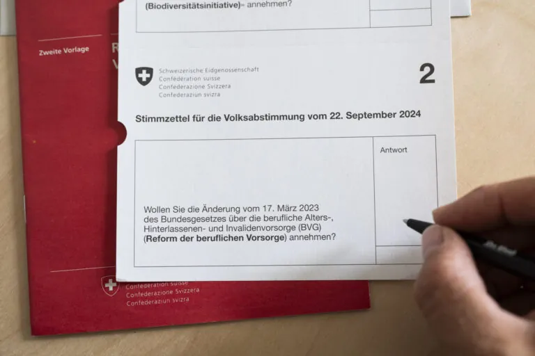 Abstimmungsumfrage: BVG-Vorlage wird als «Bschiss» wahrgenommen