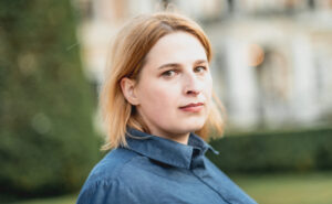 Portraitbild von Natascha Strobl