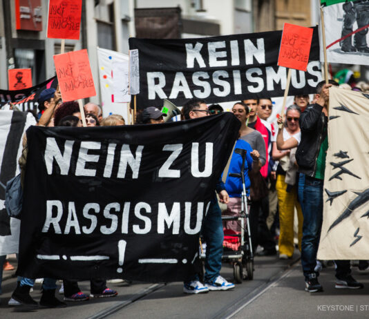 Rassistische Vorfälle in der Schweiz und in Deutschland nehmen stark zu