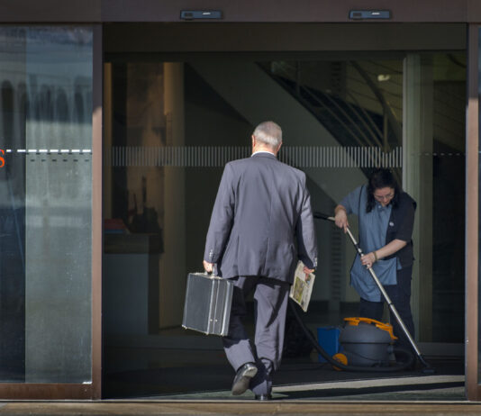 Lohn von Spitzenverdienenden wächst um 18 Prozent