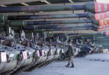 Aufrüstung: Politik der starken Männer auf Kosten der Schwächsten