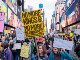 Good News im Oktober – No Kings, Nahost und mehr Schutz für Gewaltopfer