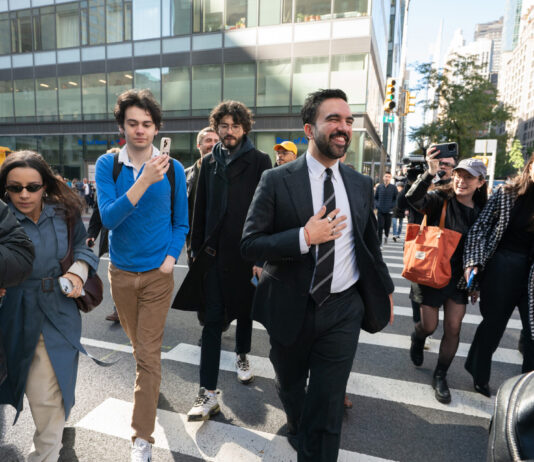 Zohran Mamdani: Demokratischer Sozialist wird Bürgermeister von New York