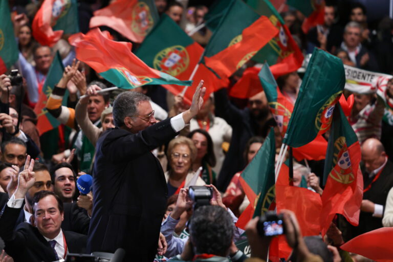 António José Seguro feiert seinen Wahlsieg.