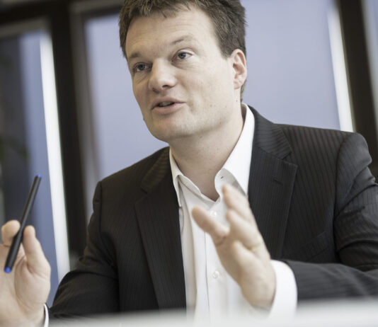 Reto Knutti: «Es muss schneller vorwärts gehen bei der Reduktion von Treibhausgasemissionen und es braucht auch mehr finanzielle Investitionen.»