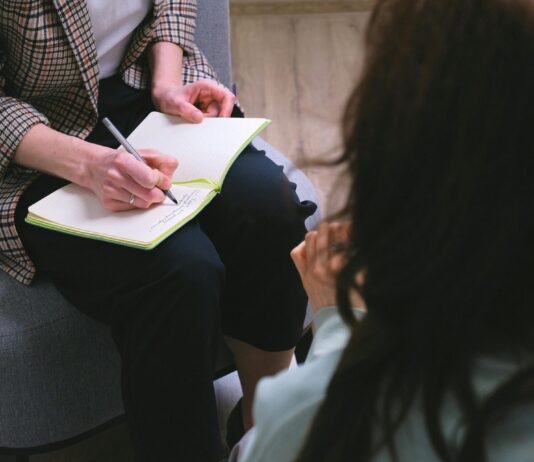 Streichung der Gelder für Opferhilfeberatung konnte knapp verhindert werden