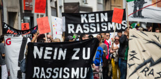 Rassistische Vorfälle nehmen weiterhin zu