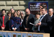 Finanzplatz-Initiative: 143’000 Unterschriften eingereicht