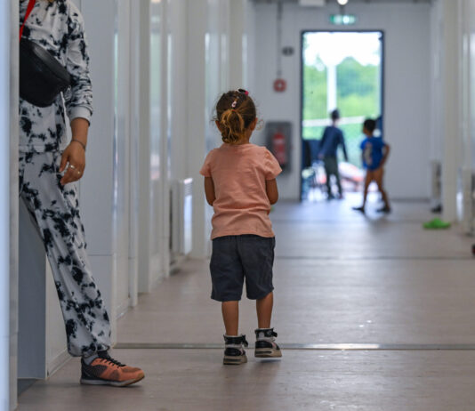 Kinder- und Jugendorganisationen warnen: SVP gefährdet Kinderrechte