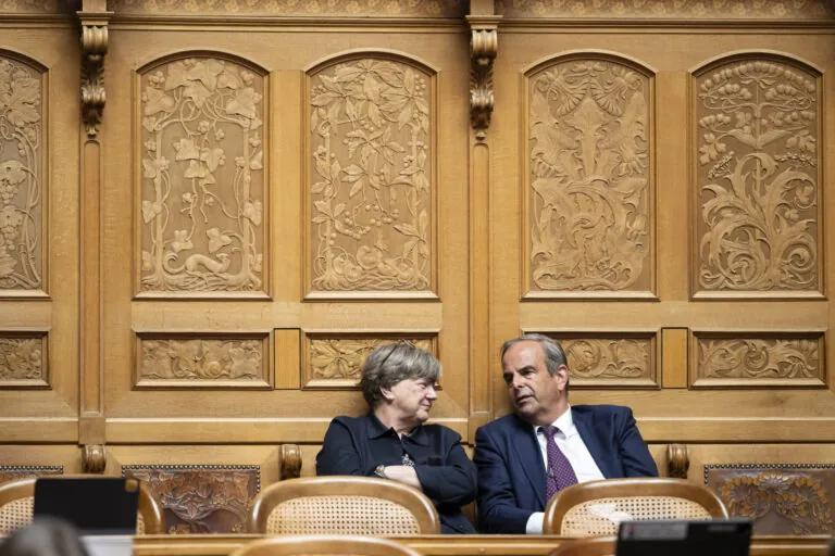 Prominente Mitte-Politiker:innen lehnen Mindestlohn-Stopp ab